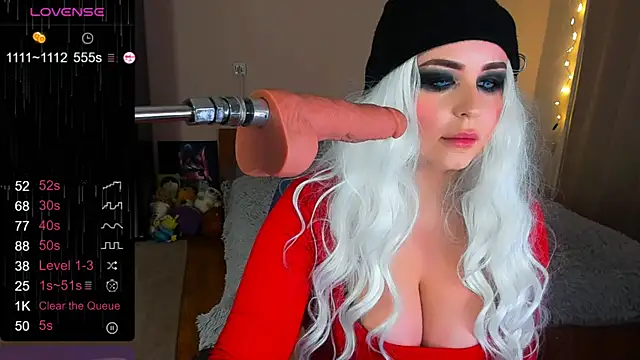 Cherry  Girl online show from March 4, 2026, 4:35 pm