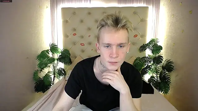 AlexxSweet online show from March 23, 2025, 5:10 am