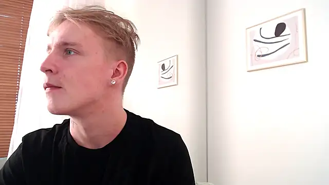 AlexxSweet online show from May 24, 2026, 7:02 am