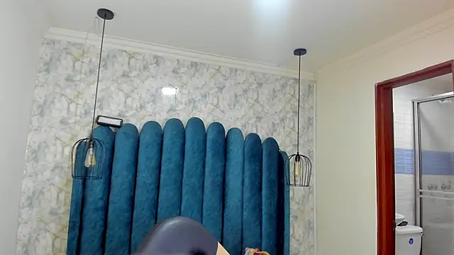 Snapshot of nalalye_cruzz_ chatting on March 19, 2026, 2:15 am nalalye cruzz online show from March 19, 2026, 2:15 am