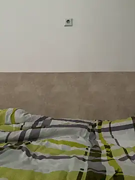 WhiteeMen online show from January 18, 2026, 11:47 am