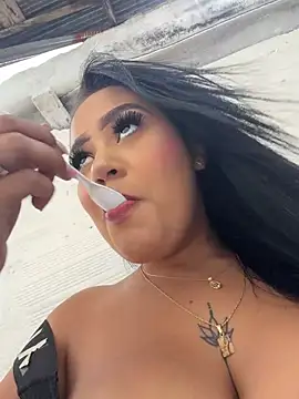 Luisa Fernandaa online show from April 11, 2026, 9:52 pm