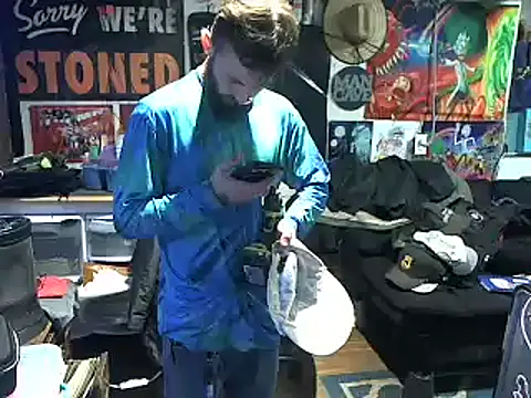 Snapshot of CloudDadddyyy420 chatting on January 6, 2025, 3:19 pm CloudDadddyyy420 online show from January 6, 2025, 3:19 pm