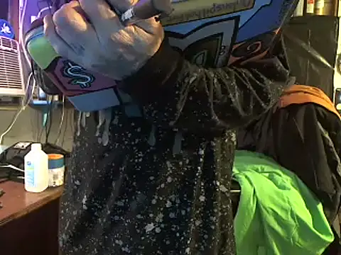 Snapshot of CloudDadddyyy420 chatting on January 14, 2025, 3:47 pm CloudDadddyyy420 online show from January 14, 2025, 3:47 pm