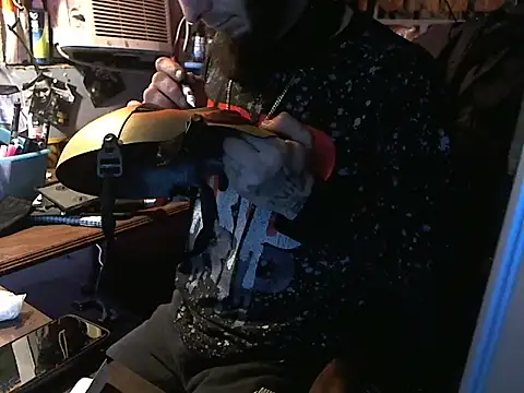 Snapshot of CloudDadddyyy420 chatting on January 15, 2025, 12:36 pm CloudDadddyyy420 online show from January 15, 2025, 12:36 pm