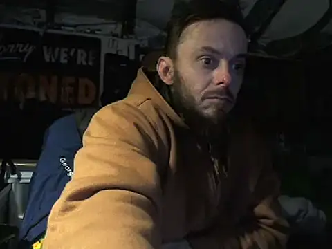 Snapshot of CloudDadddyyy420 chatting on January 21, 2025, 8:30 am CloudDadddyyy420 online show from January 21, 2025, 8:30 am