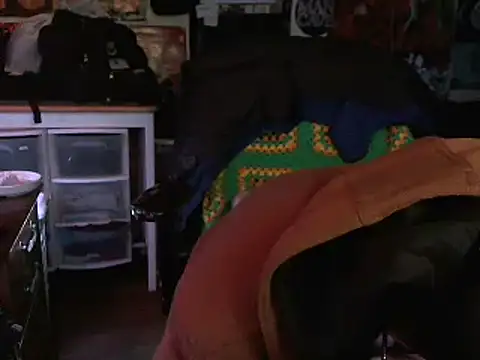 Snapshot of CloudDadddyyy420 chatting on January 23, 2025, 8:46 am CloudDadddyyy420 online show from January 23, 2025, 8:46 am