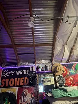 Snapshot of CloudDadddyyy420 chatting on February 16, 2025, 5:59 pm CloudDadddyyy420 online show from February 16, 2025, 5:59 pm