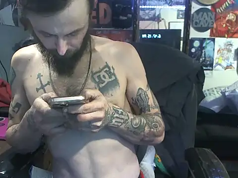 Snapshot of CloudDadddyyy420 chatting on February 26, 2025, 11:48 pm CloudDadddyyy420 online show from February 26, 2025, 11:48 pm