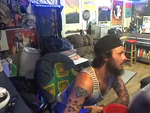 Snapshot of CloudDadddyyy420 chatting on September 20, 2025, 4:35 am CloudDadddyyy420 online show from September 20, 2025, 4:35 am