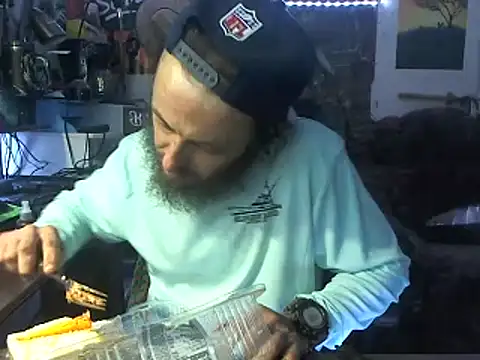 Snapshot of CloudDadddyyy420 chatting on September 27, 2025, 5:23 am CloudDadddyyy420 online show from September 27, 2025, 5:23 am