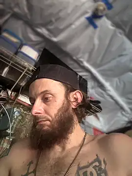 Snapshot of CloudDadddyyy420 chatting on October 23, 2025, 2:16 pm CloudDadddyyy420 online show from October 23, 2025, 2:16 pm