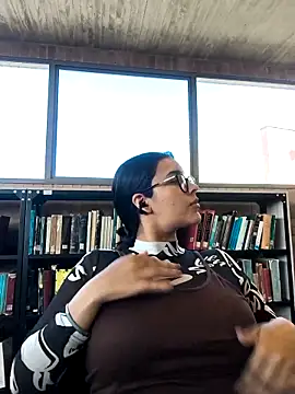 Annya-sweet online show from April 22, 2026, 2:51 pm