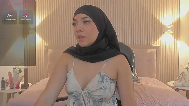 Snapshot of Sooffii_1 chatting on January 29, 2025, 2:19 am Sooffii 1 online show from January 29, 2025, 2:19 am