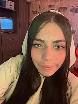 i am nina  online show from February 4, 2026, 8:58 pm