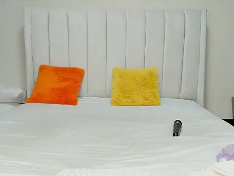  heavenlysent online show from September 29, 2025, 3:55 am