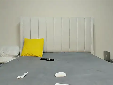  heavenlysent online show from October 10, 2025, 4:22 am