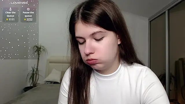 Snapshot of SayMeow_ chatting on February 2, 2025, 3:32 am SayMeow online show from February 2, 2025, 3:32 am