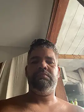 Snapshot of adgato chatting on April 5, 2026, 9:50 am adgato online show from April 5, 2026, 9:50 am