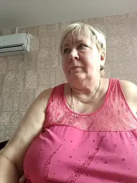 EffectFiona online show from February 20, 2025, 5:12 am