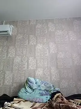 EffectFiona online show from February 26, 2025, 12:03 pm