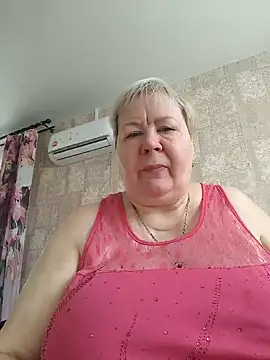 EffectFiona online show from March 23, 2025, 4:05 am