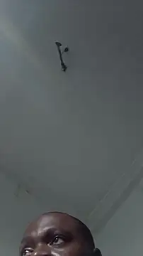 Snapshot of Gegeix chatting on January 14, 2026, 11:42 pm Gegeix online show from January 14, 2026, 11:42 pm