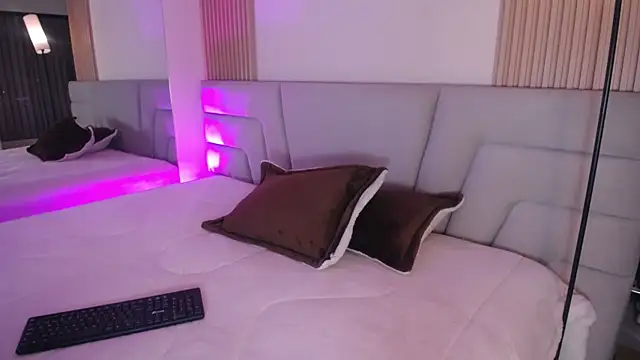 Miss Loise online show from January 12, 2026, 3:45 am