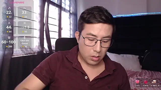 andrewmhilton  online show from February 17, 2026, 8:59 pm