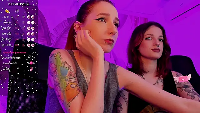 Snapshot of BratzieDarsie chatting on January 23, 2025, 8:46 am BratzieDarsie online show from January 23, 2025, 8:46 am