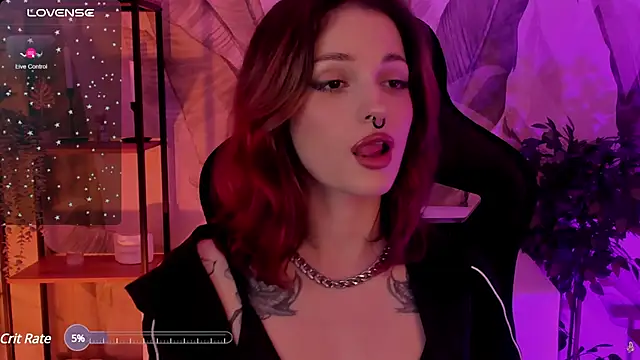 Snapshot of BratzieDarsie chatting on February 1, 2025, 11:43 am BratzieDarsie online show from February 1, 2025, 11:43 am