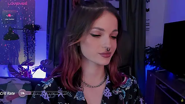 Snapshot of BratzieDarsie chatting on March 10, 2025, 2:48 pm BratzieDarsie online show from March 10, 2025, 2:48 pm