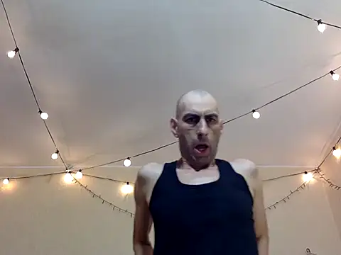 Snapshot of HandsomeAlfie chatting on September 18, 2025, 2:13 am HandsomeAlfie online show from September 18, 2025, 2:13 am