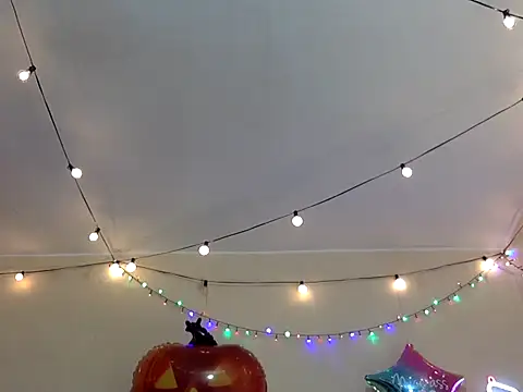 Snapshot of HandsomeAlfie chatting on October 19, 2025, 2:45 am HandsomeAlfie online show from October 19, 2025, 2:45 am