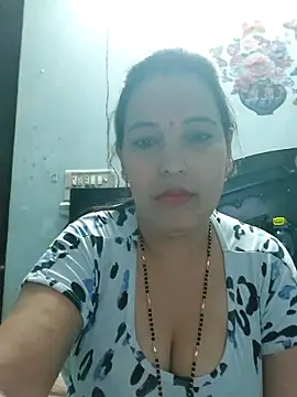Poojabhabi101 online show from February 12, 2026, 5:46 am