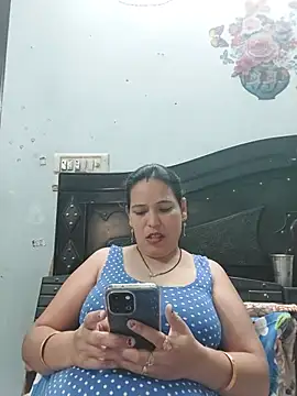 Poojabhabi101 online show from June 1, 2026, 5:53 am