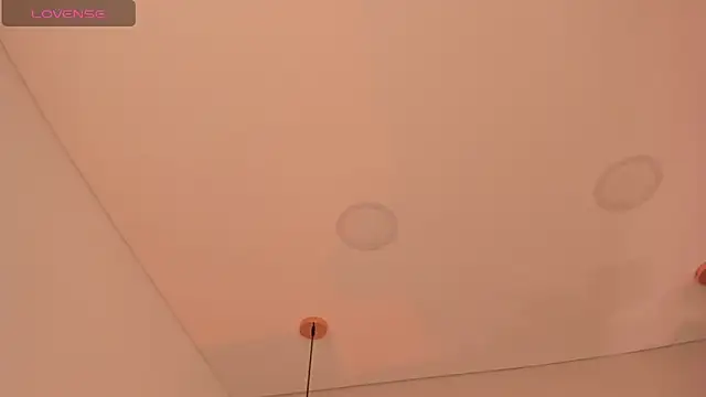 cute  cherry  online show from February 20, 2026, 8:20 pm