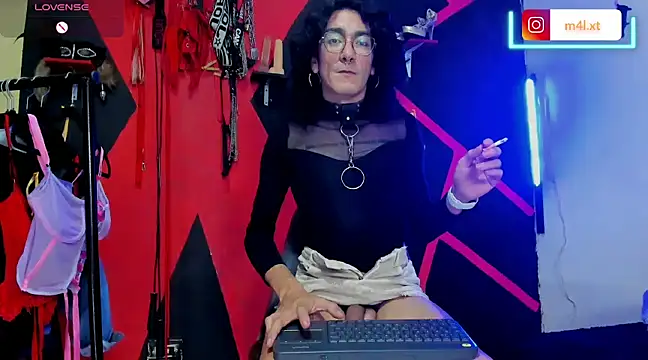 mal x online show from March 2, 2025, 6:27 am