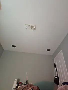 LiverandBrat77 online show from February 15, 2025, 7:06 am