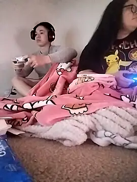 LiverandBrat77 online show from January 8, 2026, 8:55 pm