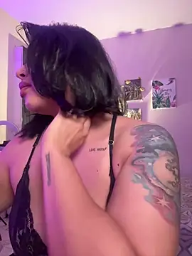 GigiiStone online show from March 28, 2026, 4:12 am