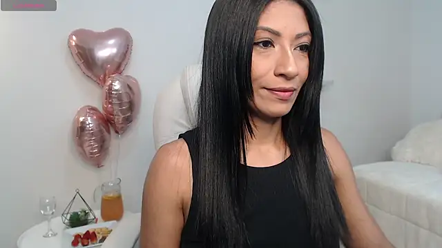 Snapshot of sofia_perez___ chatting on September 21, 2025, 7:37 pm sofia perez online show from September 21, 2025, 7:37 pm