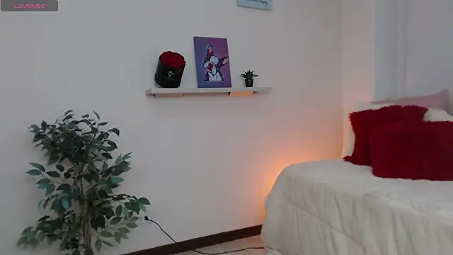 Snapshot of sofia_perez___ chatting on October 3, 2025, 8:17 pm sofia perez online show from October 3, 2025, 8:17 pm