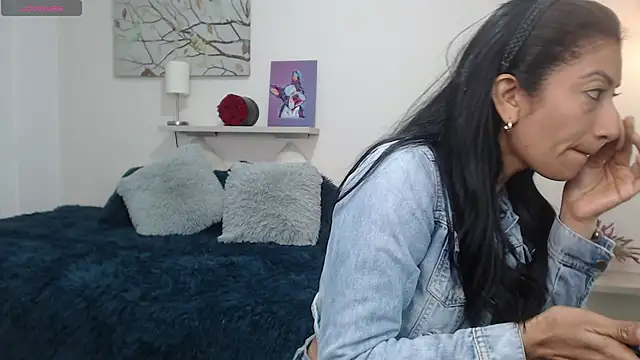 Snapshot of sofia_perez___ chatting on January 11, 2026, 8:03 pm sofia perez online show from January 11, 2026, 8:03 pm