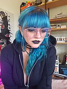 Snapshot of anyalikestosuck chatting on November 10, 2025, 8:19 pm anyalikestosuck online show from November 10, 2025, 8:19 pm