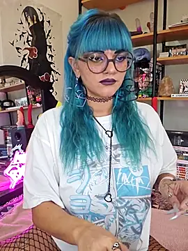 Snapshot of anyalikestosuck chatting on November 13, 2025, 5:01 pm anyalikestosuck online show from November 13, 2025, 5:01 pm