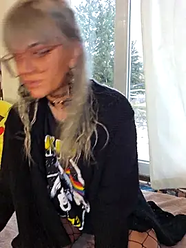 Snapshot of anyalikestosuck chatting on January 6, 2026, 7:50 pm anyalikestosuck online show from January 6, 2026, 7:50 pm