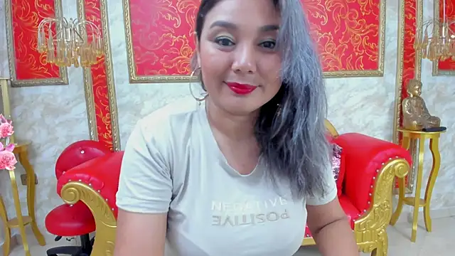 Snapshot of Myhottie_Milf chatting on December 24, 2024, 1:39 pm Myhottie Milf online show from December 24, 2024, 1:39 pm