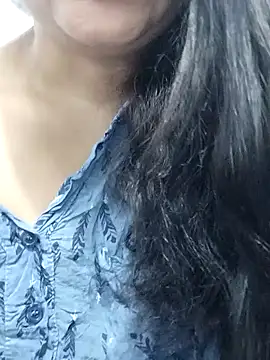 Snapshot of Doll_Nepali chatting on December 22, 2024, 1:23 am Doll Nepali online show from December 22, 2024, 1:23 am