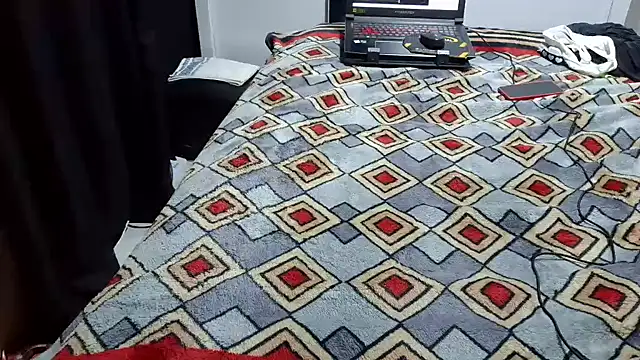 Snapshot of Kellynha_Sweet chatting on October 25, 2025, 5:37 am Kellynha Sweet online show from October 25, 2025, 5:37 am